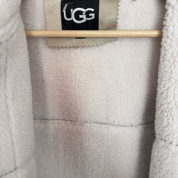 NEW!! UGG Coat in Cream and Tan Vegan - Picture 10 of 10